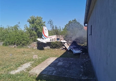 Се урна воен авион во Хрватска , двајца загинати (ФОТО)