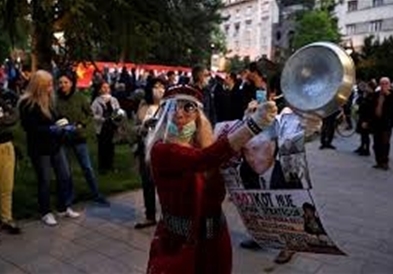 Белграѓаните излегоа на протест против Вучиќ (ВИДЕО)