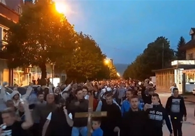 Нови масовни протести во Црна Гора поради апсењето на српскиот владика, се протестираше и во Белград (ВИДЕО)
