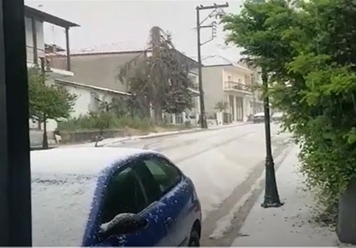 Големо невреме во Грција , невидени глетки на Халкидики , најмалку еден загинат (ВИДЕО)