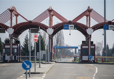  Грција ноќеска ја отвори границата со Бугарија и за српските државјани