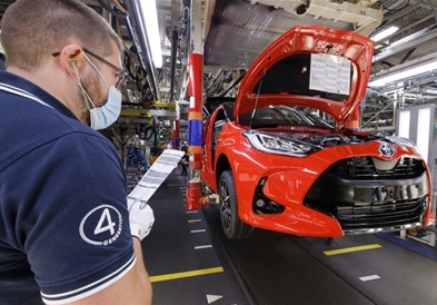 Фото: Започна производството на најпродаваната Тојота во Европа
