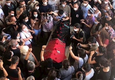 По 238 дена штрајк со глад, почина адвокатка во затворот во Истанбул (ВИДЕО)