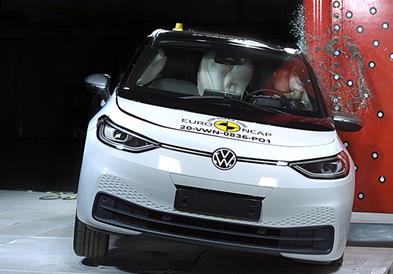 Електричниот Volkswagen ID.3 го помина тестот за безбедност (ВИДЕО)