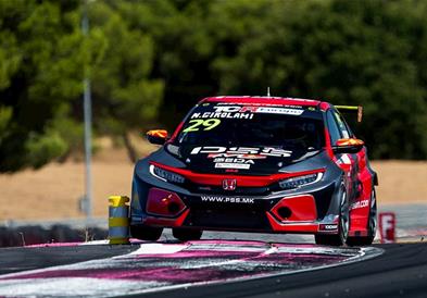 Франко Гиролами со „PSS Racing“ во финалето на „TCR“ Европа