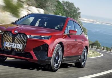 BMW го претстави својот врвен модел:Електричниот iX има 500 КС и 600 км опсег (ВИДЕО)