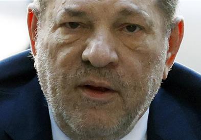 Холивудскиот предатор е изолиран во затворот, најверојатно има корона