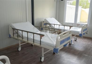 МЗ: Во ковид центрите во Скопје за 24 часа се хоспитализирани 65 пациенти