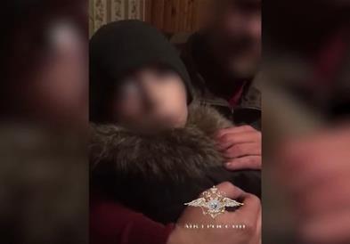 Руски педофил грабнал седумгодишно дете, специјалците го спасиле по 52 дена (ВИДЕО)