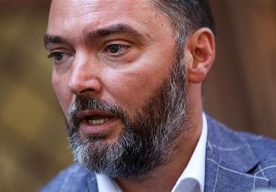 Скандал во владата на Додик:Сопруга на министер објавила фотографии со неговата љубовница 