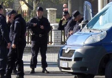 Филмска кражба во Белград: Им влегле дома, ги врзале и им украле 100.000 евра 