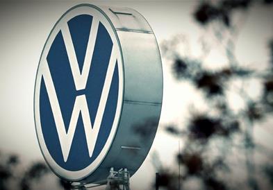 Volkswagen повлекува 38.000 возила поради проблем на педалите за кочење