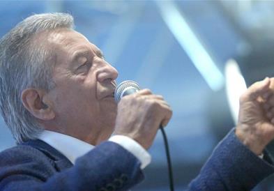 Мирослав Илиќ за кризата на естрадата: Доволни ми се 3.000 евра да го преживеам месецот 