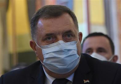 Додик е во болница поради компликации со корона 