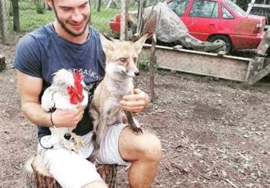 Јосип го пронашол Оди во канал, a денеска тие двајца се хит на социјалните мрежи