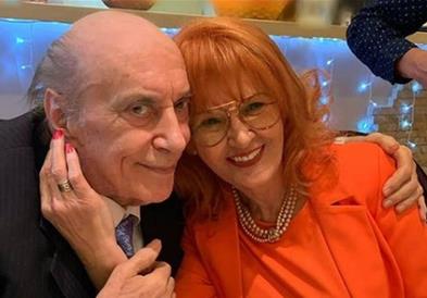 На 84 години се ожени српскиот пејач Предраг Живковиќ –Тозовац со 20 години помлада невеста 