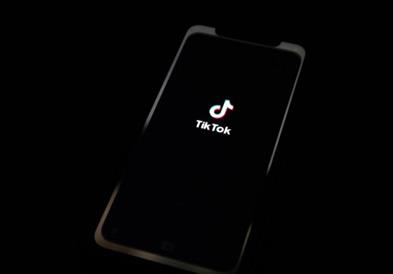 Тик Ток воведува големи промени за помладите од 18 години