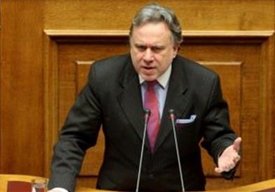 Катругалос бара објаснувања од Дендиас зошто доцни ратификацијата на меморандумите со Македониј