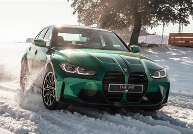 BMW M3 се покажа како одличен избор за на снег (ВИДЕО)