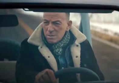 Jeep ја повлече рекламата со Брус Спрингстин, го фатиле како вози пијан (ВИДЕО)