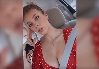 Манекенката на Цирбес покажа премногу, кошаркарот се обидел да и ги сокрие градите