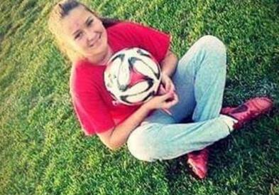 Наташа тренирала фудбал, а потоа ја изгубила ногата