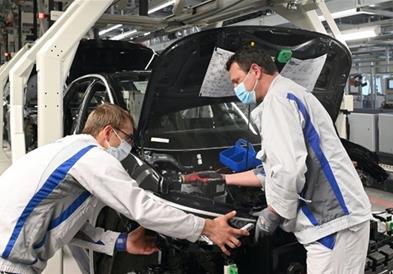 Volkswagen праќа 4.000 работници во предвремена пензија 
