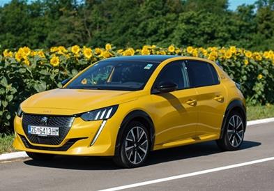 Ова се најпродаваните автомобили во Европа, Пежо и Тесла на врвот 
