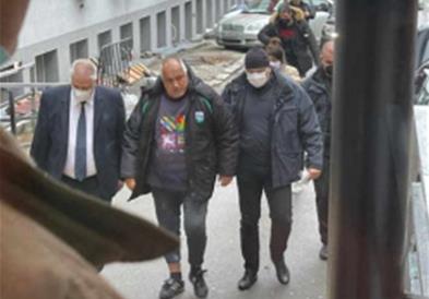 Бојко Борисов е итно опериран- го скинал менискусот на фудбал 