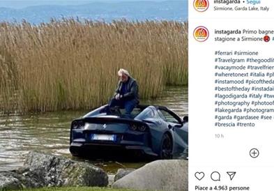 Купил ново Ферари и го пракирал во езеро (ФОТО)