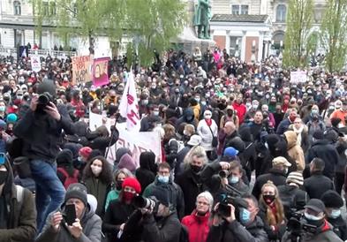 Масовен антивладин протест во Љубљана (ВИДЕО)