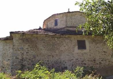 По две децении литургија во единствениот храм посветен на Свети Ахилиј Лариски во с. Требиште