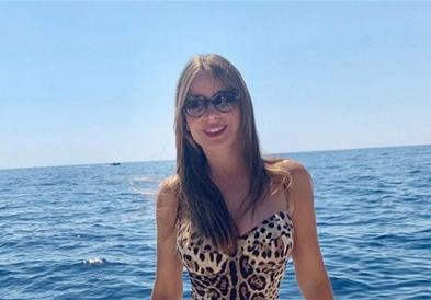 Фото: Со стара фотка Софија Вергара предизвикува воздушки