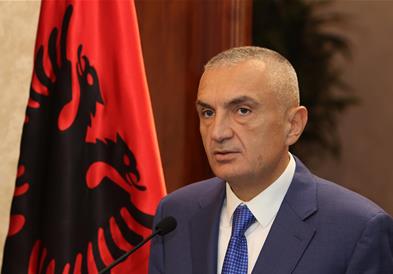 Парламентот ќе гласа за разрешување на албанскиот претседател