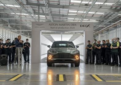Видео: Што се може да направи „Aston Martin DBX“?