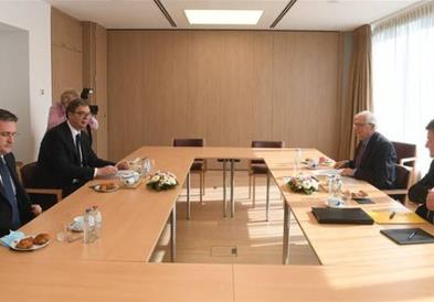 Во Брисел разговори меѓу Вучиќ и Курти: Ситуацијата не е розова