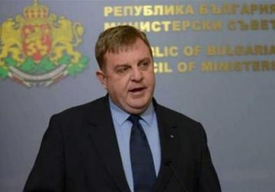 Каракачанов го критикува Борисов поради неговиот став пред премиерот Заев