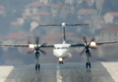 Поради дојава за поставена бомба, принудно слета патнички авион на аеродромот во Сплит