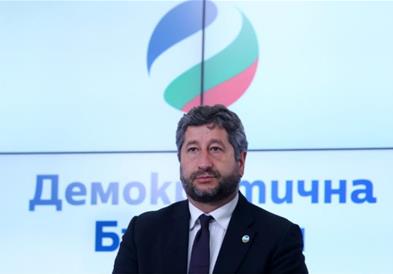 Иванов од „Демократска Бугарија": Мора да најдеме решение со Македонија во овој парламент