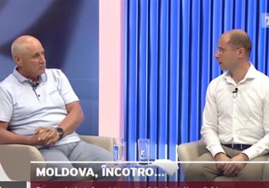 Видео: Тепачка меѓу политичари од Молдавија во ТВ емисија