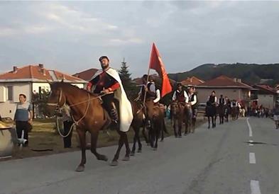 Кичевската коњаница го започна „Илинденскиот марш" од манастирот „Пресвета Богородица Пречиста"