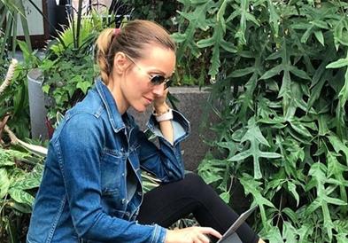 Јелена Ѓоковиќ за гласините дека Новак има афера: Со години ме прават дворска луда 