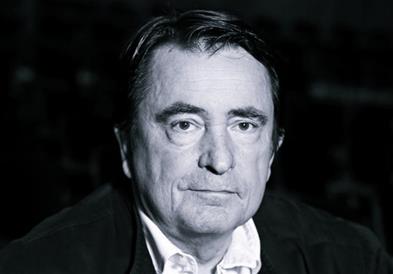Погребан е Лане Гутовиќ покрај своите родители, не сакал во Алејата на заслужните 