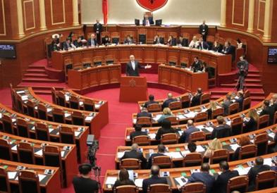 Албанскиот парламент ја изгласа новата влада на Албанија