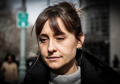 Актерка самата се пријавила во затвор, откако во сексуален култ жигосувала жени