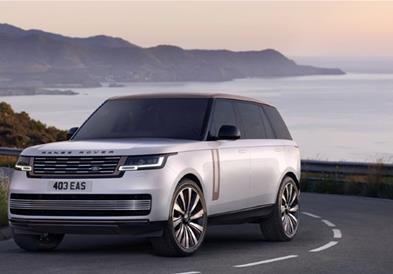 Новиот луксузен Range Rover со врвна технологија и седум погонски опции (ВИДЕО)