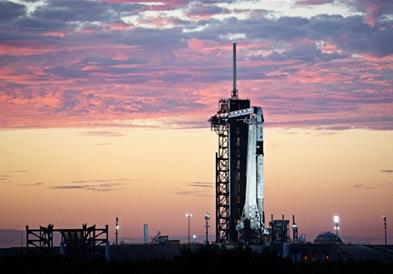 Одложен е летот на SpaceX на Маск кон Меѓународната вселенска станица