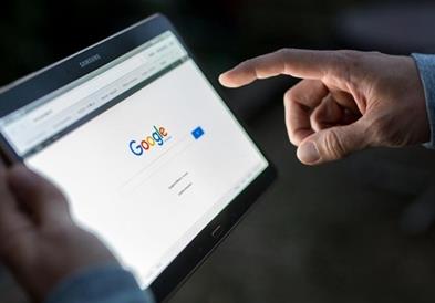 Google пет години ќе и` плаќа на агенцијата AFP за вести во Европа