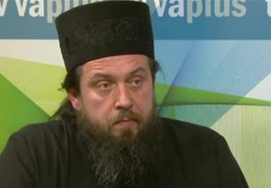 Братот на Милош Биковиќ се замонашил уште кога актерот бил дете