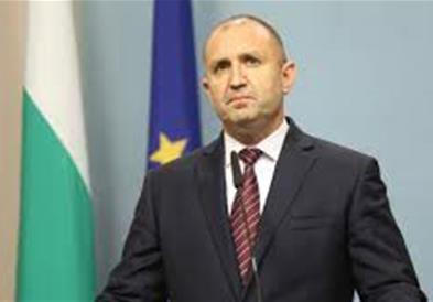 Радев ги почна разговорите со партиите за формирање влада